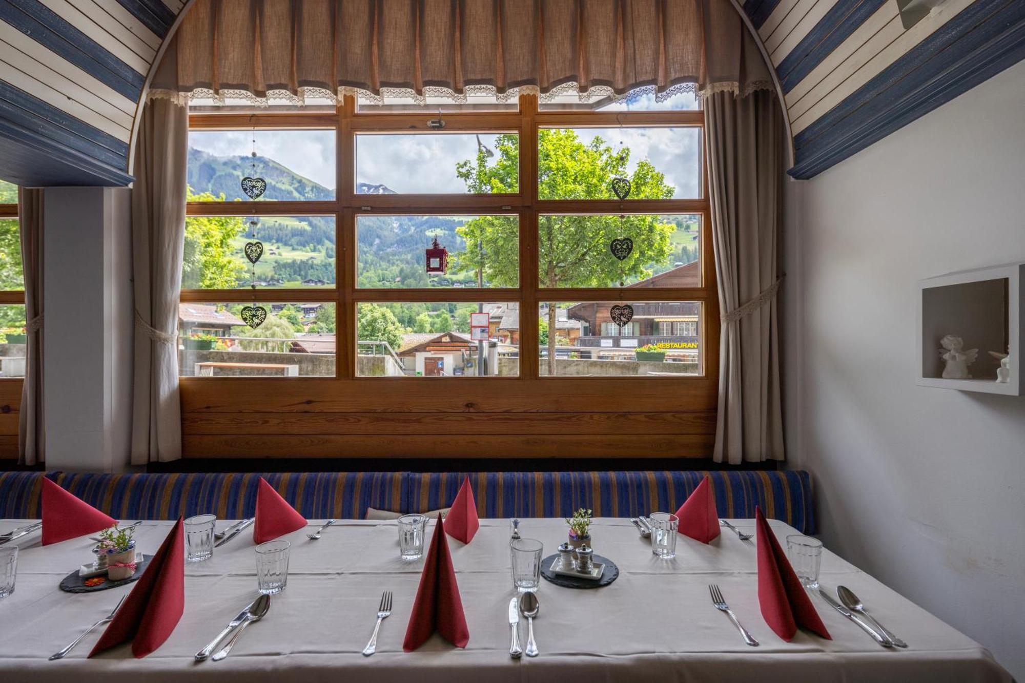 Hotel Kreuz Lenk Kültér fotó