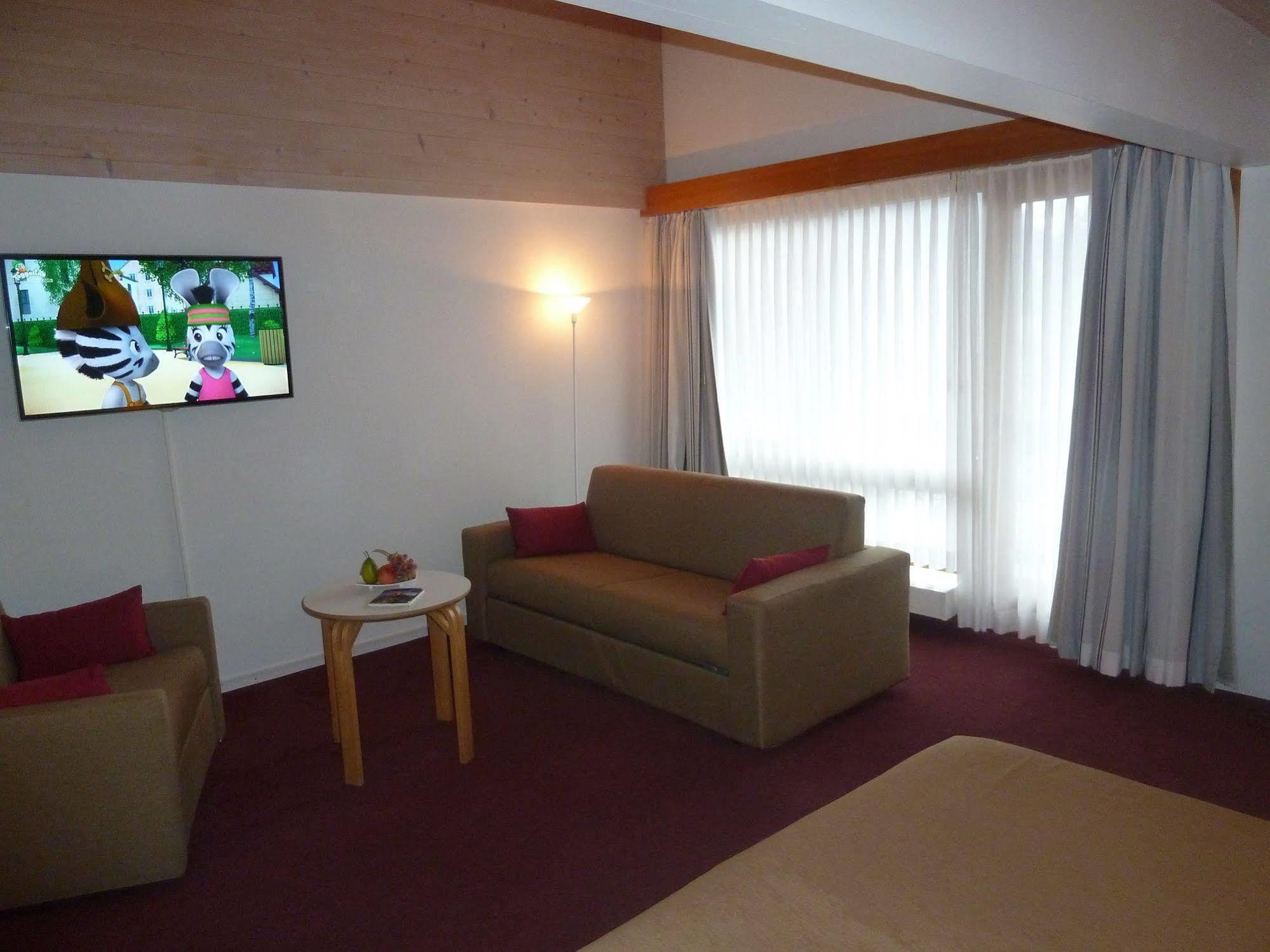 Hotel Kreuz Lenk Kültér fotó