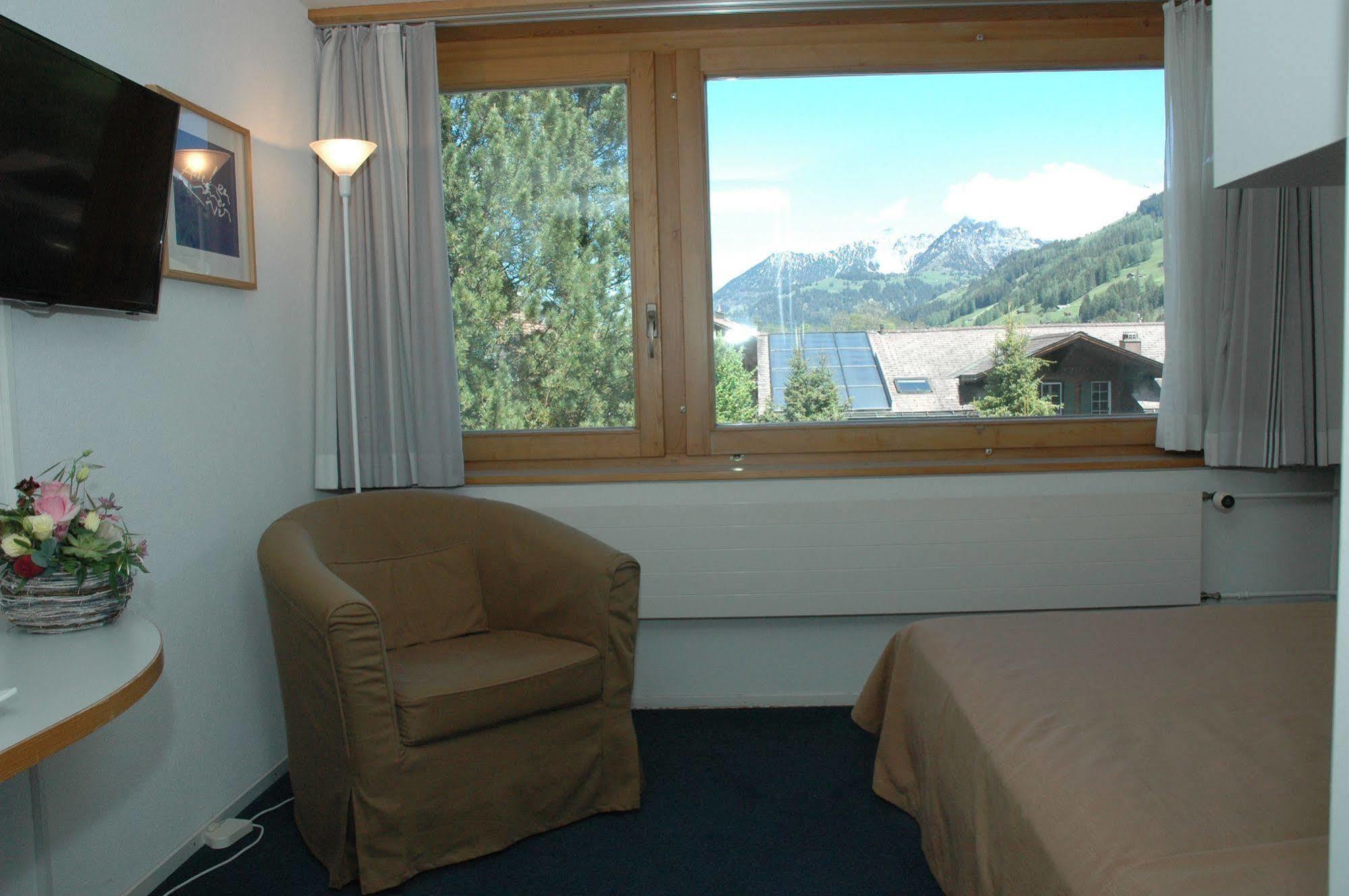 Hotel Kreuz Lenk Kültér fotó