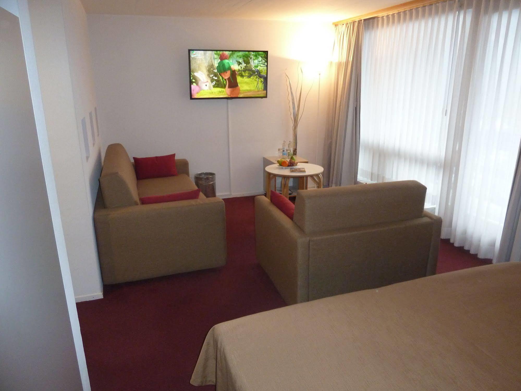 Hotel Kreuz Lenk Kültér fotó