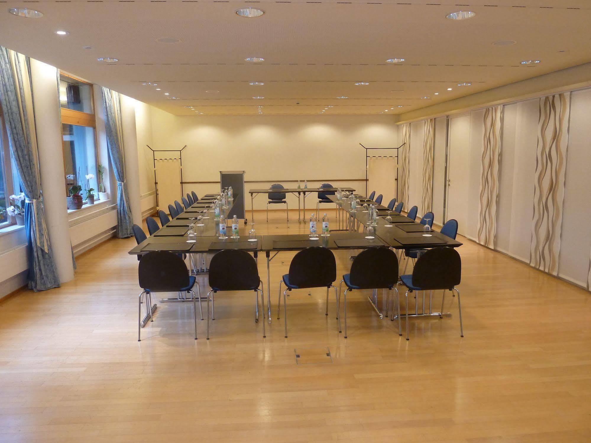 Hotel Kreuz Lenk Kültér fotó