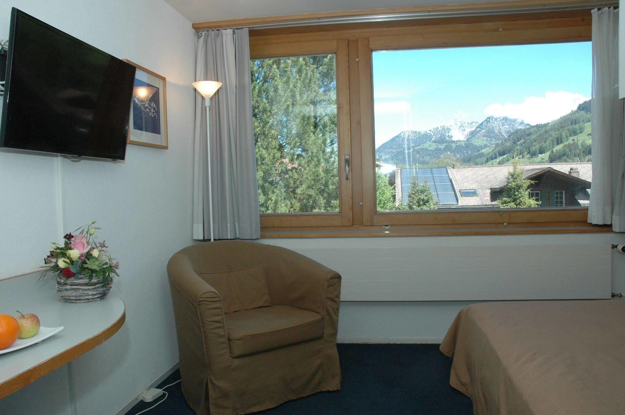 Hotel Kreuz Lenk Kültér fotó